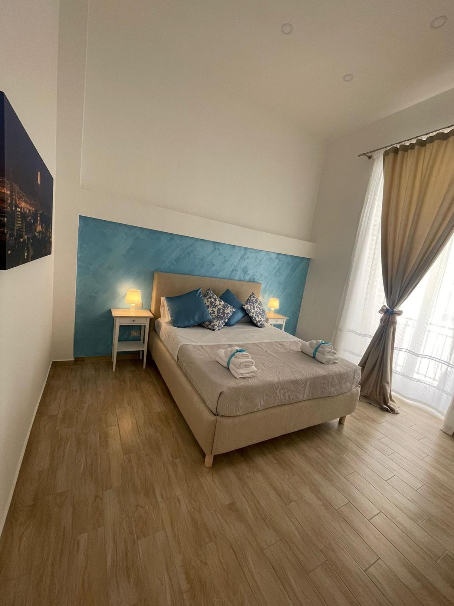 Duomo Luxury Apartament เนเปิลส์ ภายนอก รูปภาพ